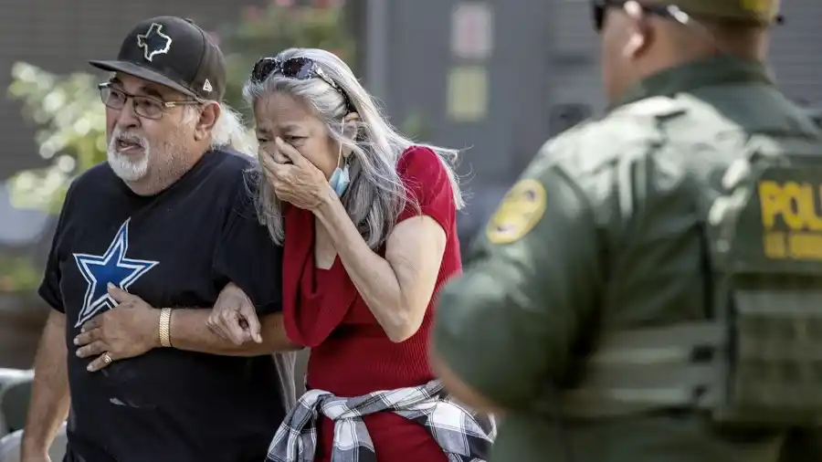 Luto y estupor en Estados Unidos tras la masacre escolar de Texas