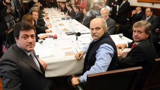 Policías comunales: El proyecto de Scioli se debate en comisiones con la presencia de Granados