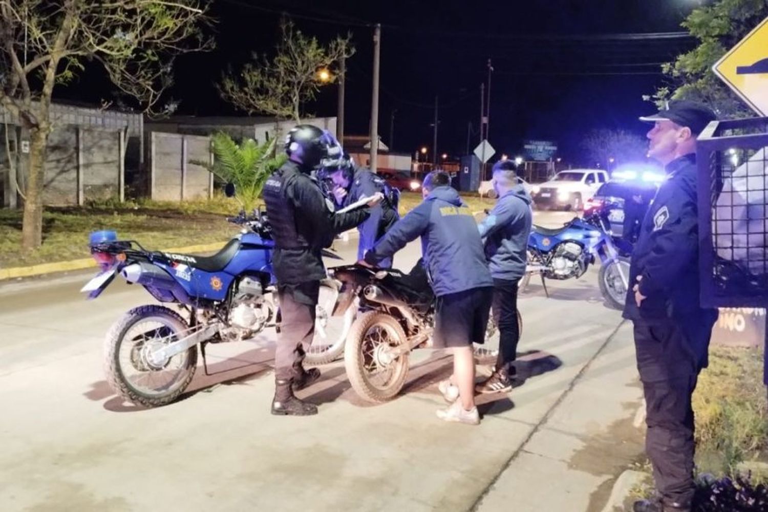 Los diferentes organismos de seguridad llevan adelante trabajos coordinados en los barrios con el fin de prevenir delitos