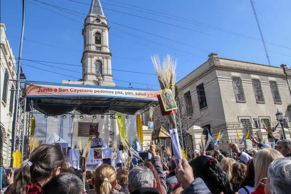 La marcha por San Cayetano vuelve a agrupar a la oposición a Milei