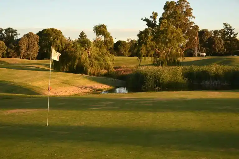 Continúa el Four Ball Match en el Golf Club