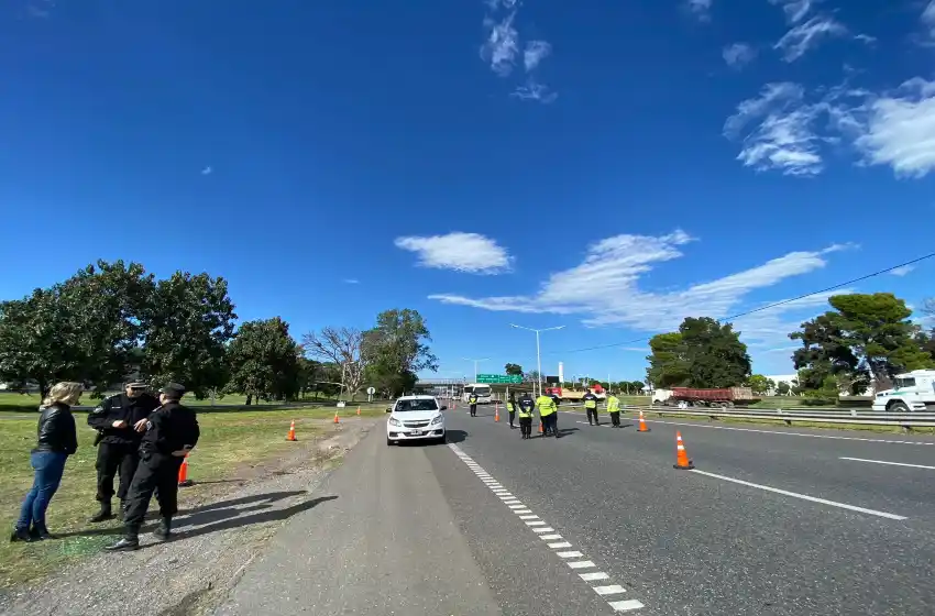 Ya se labraron más de 900 multas con el nuevo sistema en Circunvalación: cuáles son las faltas más frecuentes