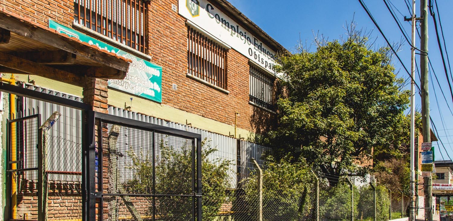 La Matanza: Una joven apuñaló a su compañero por arrojarle una tiza
