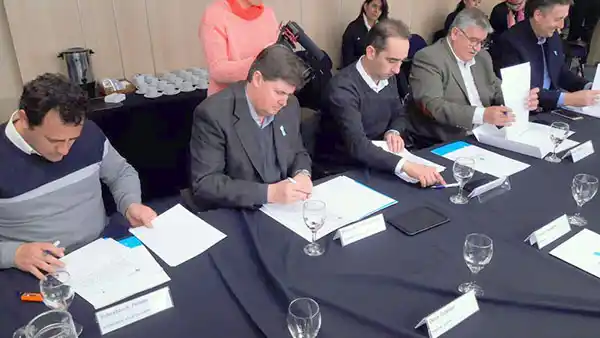 Entregarán tablets a adultos mayores