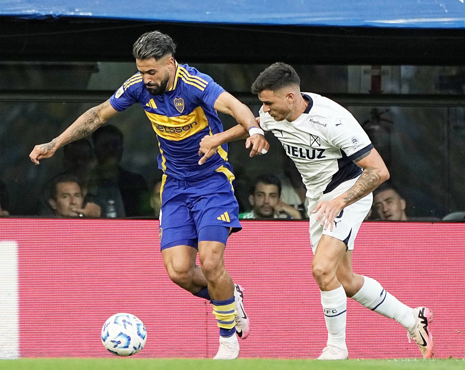 Boca igualó y espera resultados para estar en la Libertadores