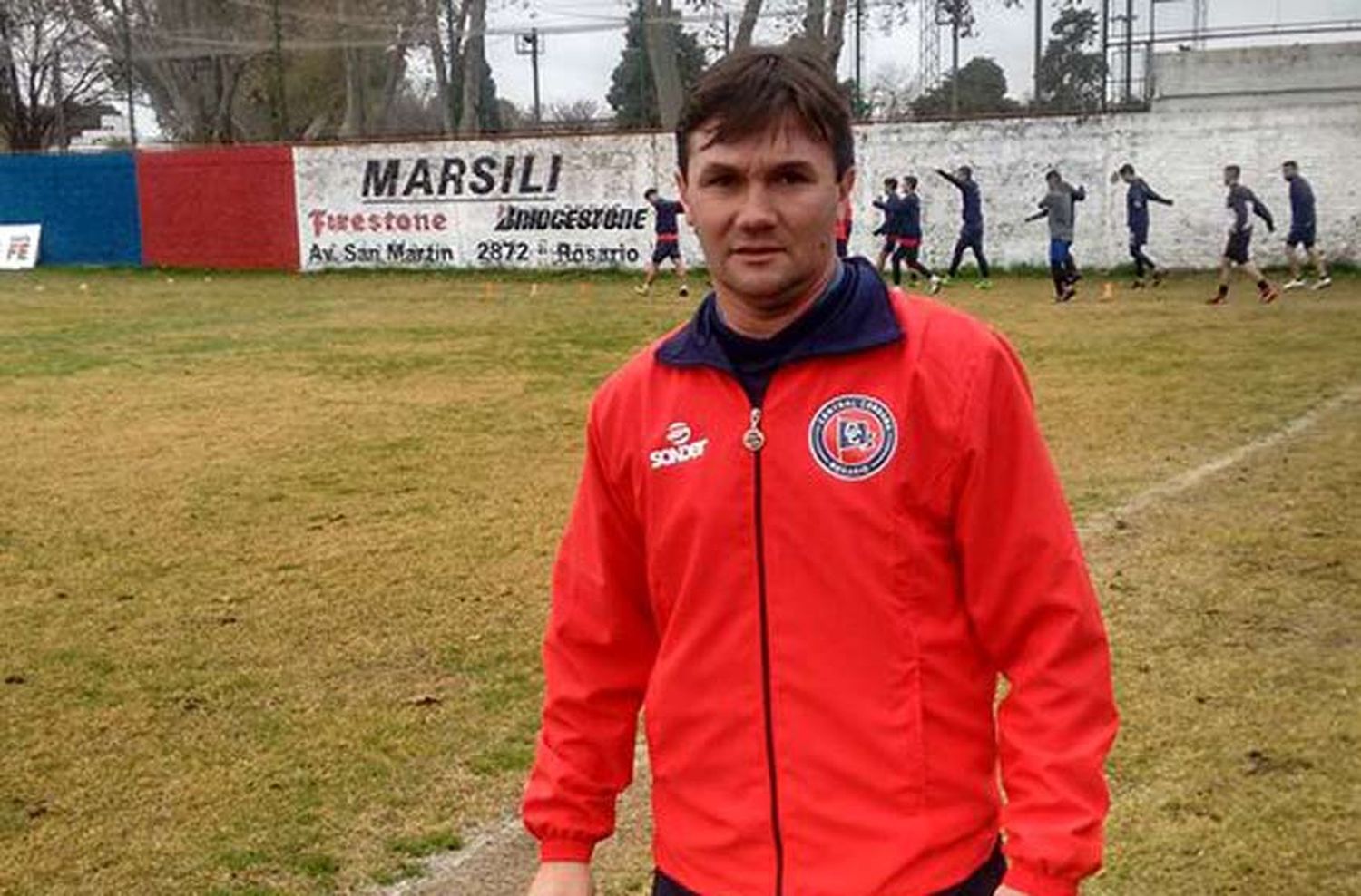 Tras una pobrísima campaña, despidieron a Claudio Pochettino de Central Córdoba