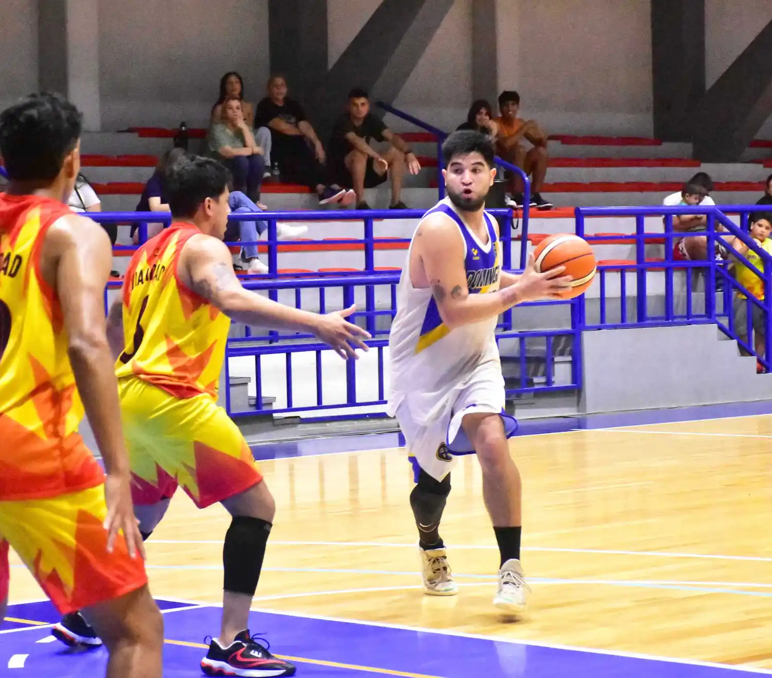 Sarmiento venció a Vialidad
y es el líder del Prefederal