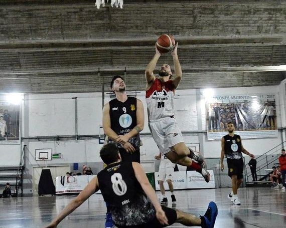 Independiente volvió a la victoria en Necochea