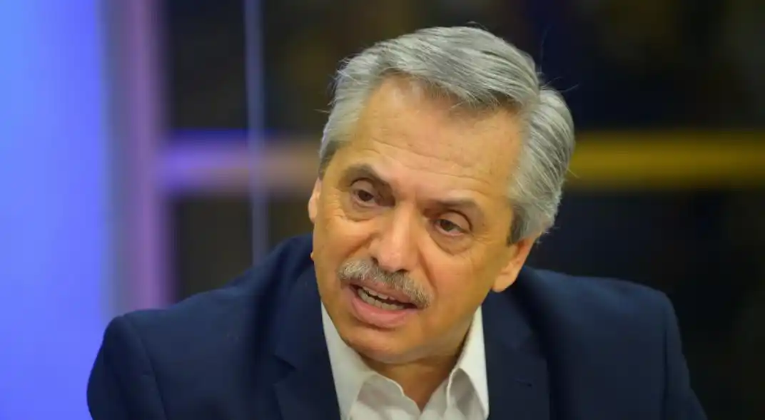 Fernández visita a los gobernadores en Chaco y finaliza su recorrido en Mar del Plata