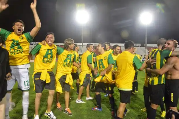 Aldosivi jugará en Primera: superó a Gimnasia de Jujuy 1 a 0 y logró el ascenso