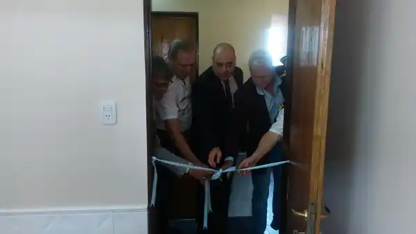 Maslein inauguró un consultorio odontológico para policías
