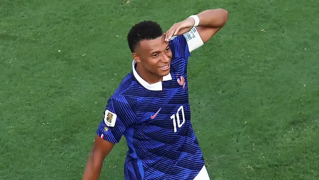 Mbappé fue autor de dos goles.