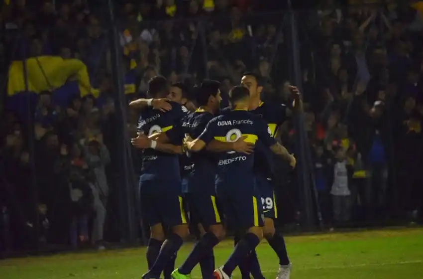 Boca debutó con paliza ante Gimnasia y Tiro