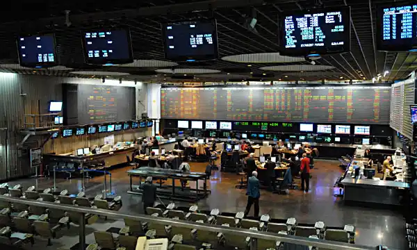 Acciones y bonos subieron casi el 18% tras el balotaje