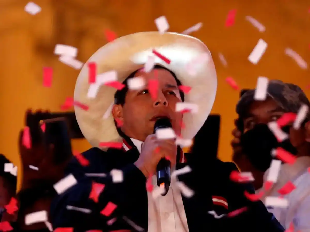 Alberto Fernández felicitó a Castillo como presidente de Perú: "Juntos trabajaremos por una Latinoamérica unida"
