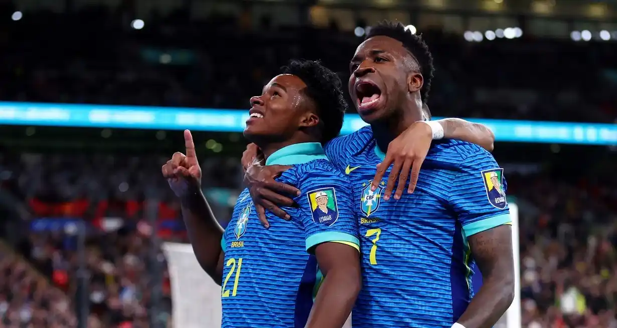 Vinicius y Endrick, las dos perlas de Brasil, que a las 22 de este lunes debutará en la Copa América ante Costa Rica. Crédito: Carl Recine/Reuters