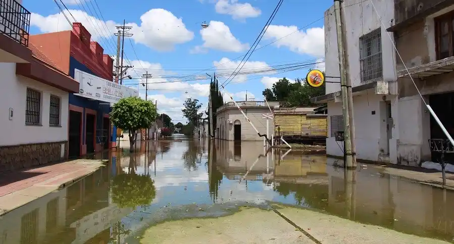 Bordet destacó la baja del Uruguay y dijo que en el Paraná “la situación está controlada” 