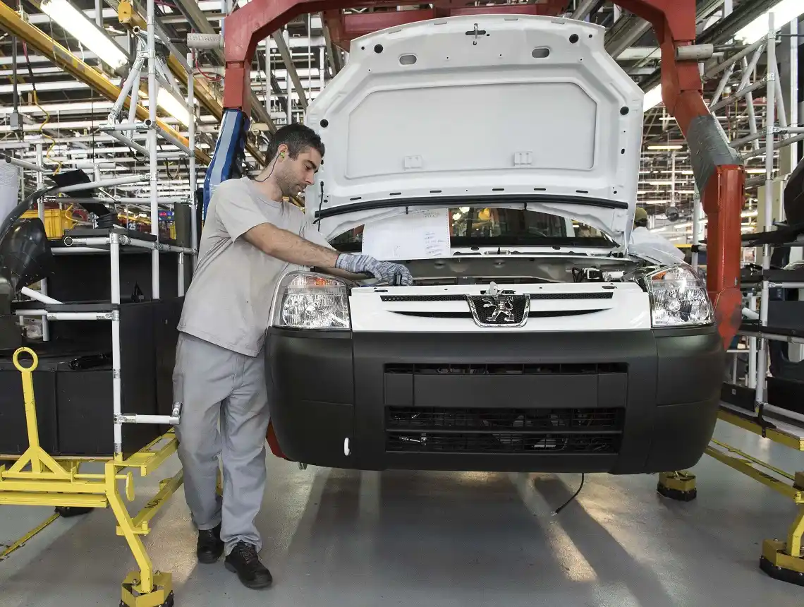 Gobierno bonaerense destacó que se incorporaron más de 3 mil trabajadores al empleo privado en enero