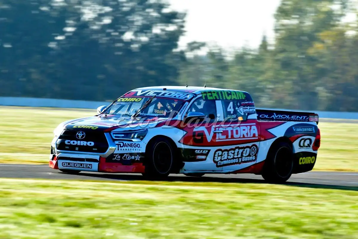 Primero en el Autódromo Roberto Mouras. Marcos Castro