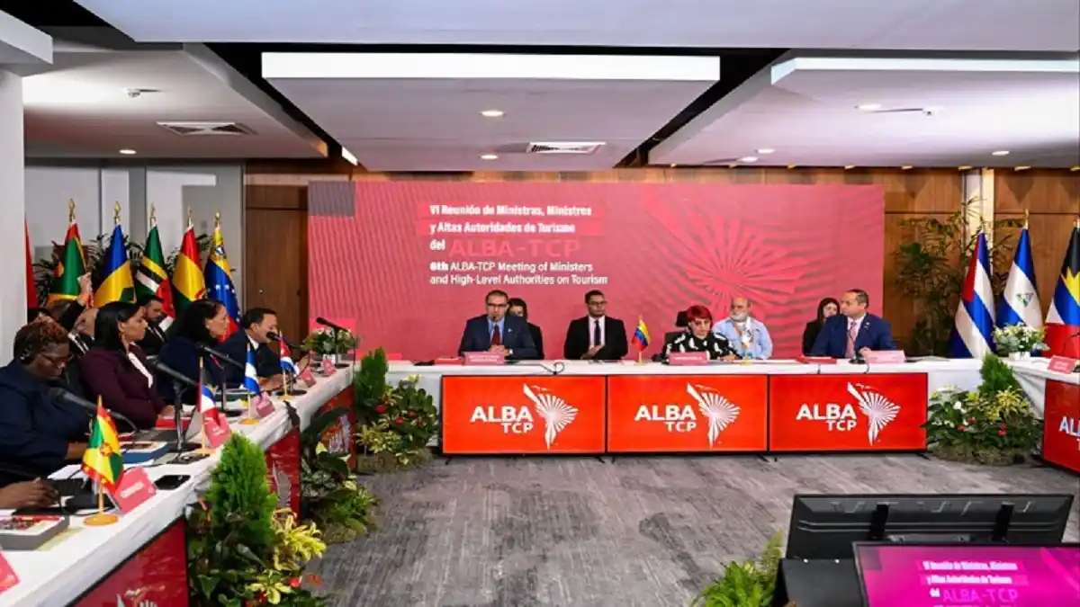 Miembros del ALBA-TCP firman acuerdos que consolidan marca turística para la región