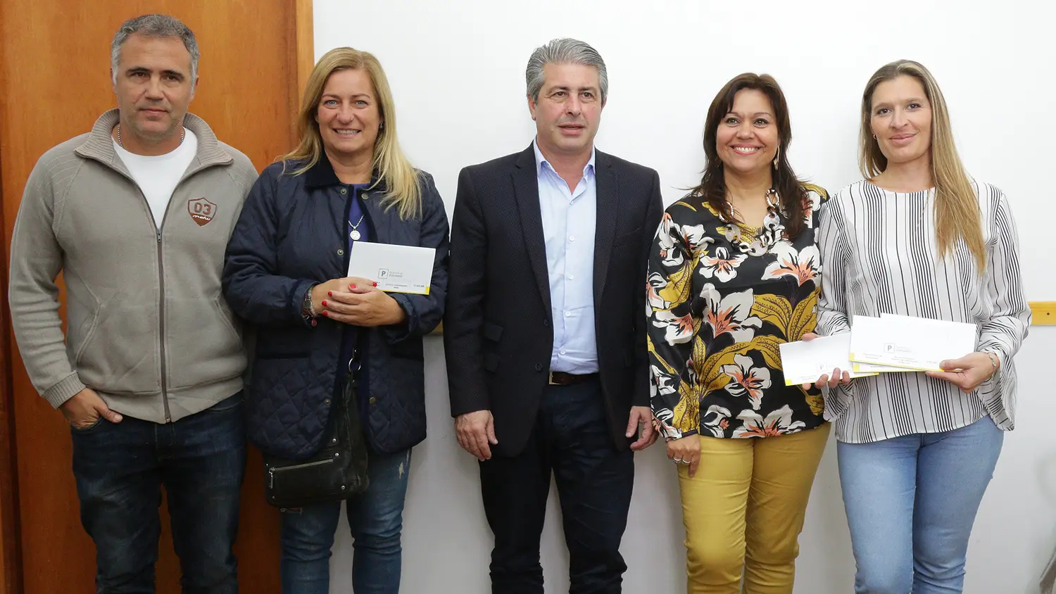 Pergamino: Municipio entregó más de $11 millones para obras y mantenimiento de escuelas