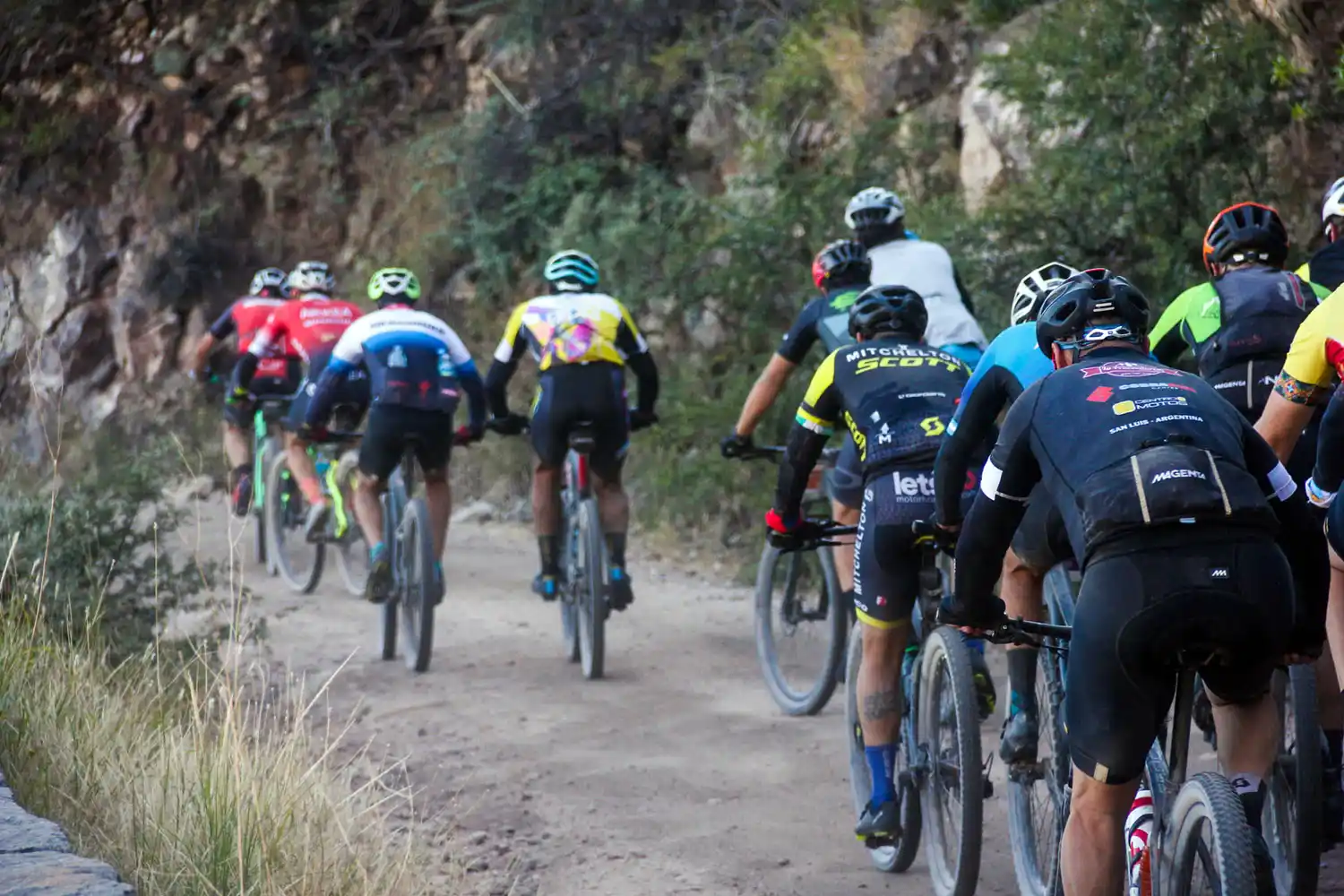 Más de 30 sampedrinos hicieron el Desafío al Río Pinto