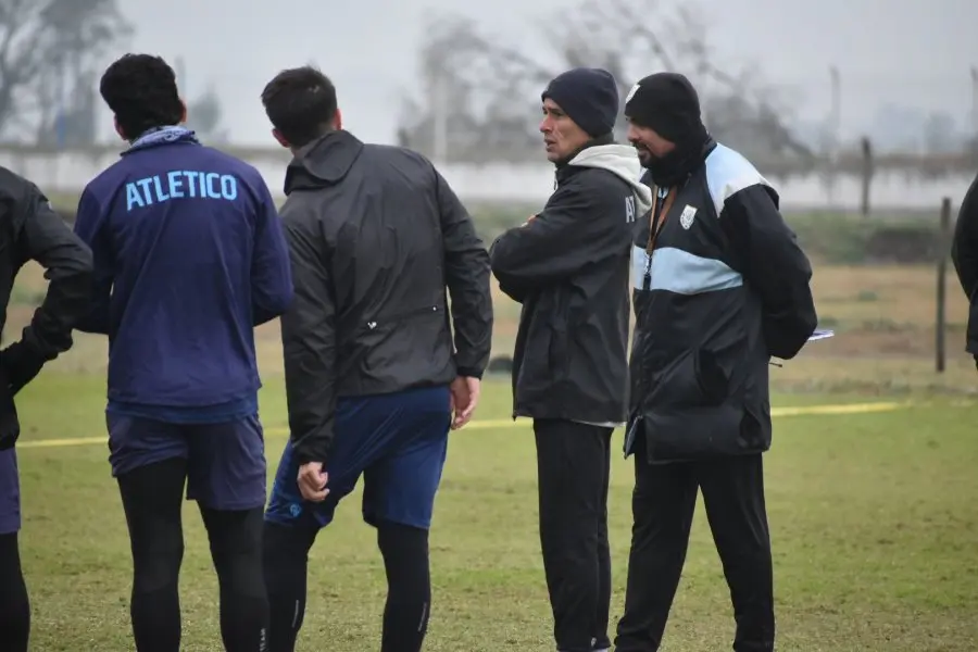 Iván Juárez inicio su ciclo como entrenador : "Atlético es grande y tenemos que sacarlo si o sí"