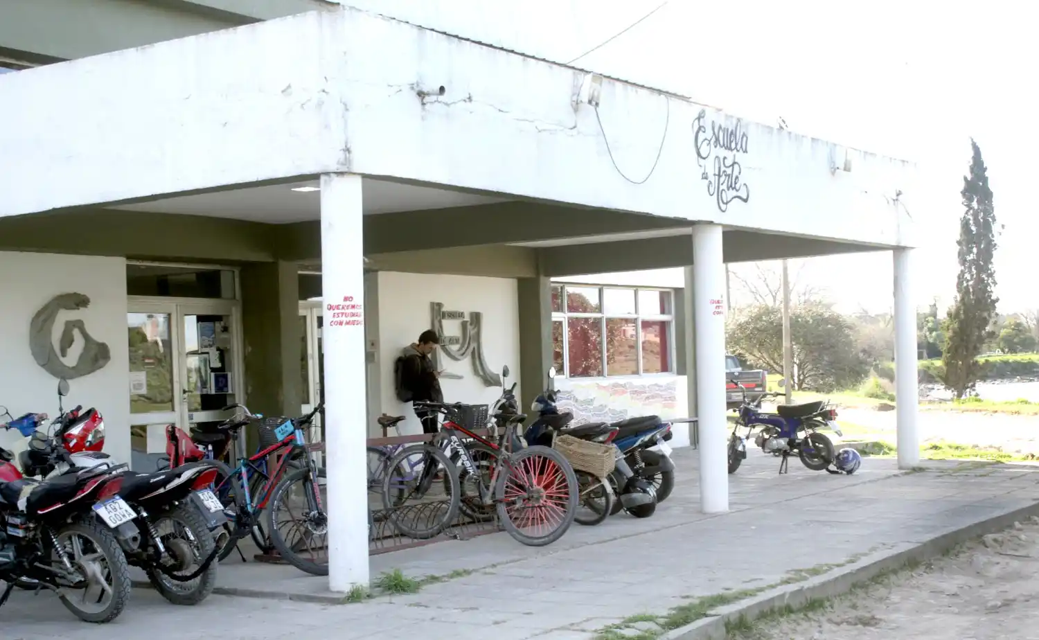 Escuela Provincial de Artes “Orillas del Quequén”