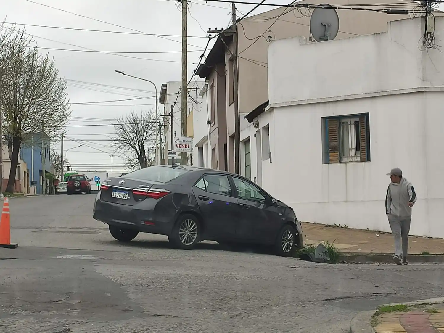 Accidente de tránsito en 14 de Julio y Machado, pero sin heridos