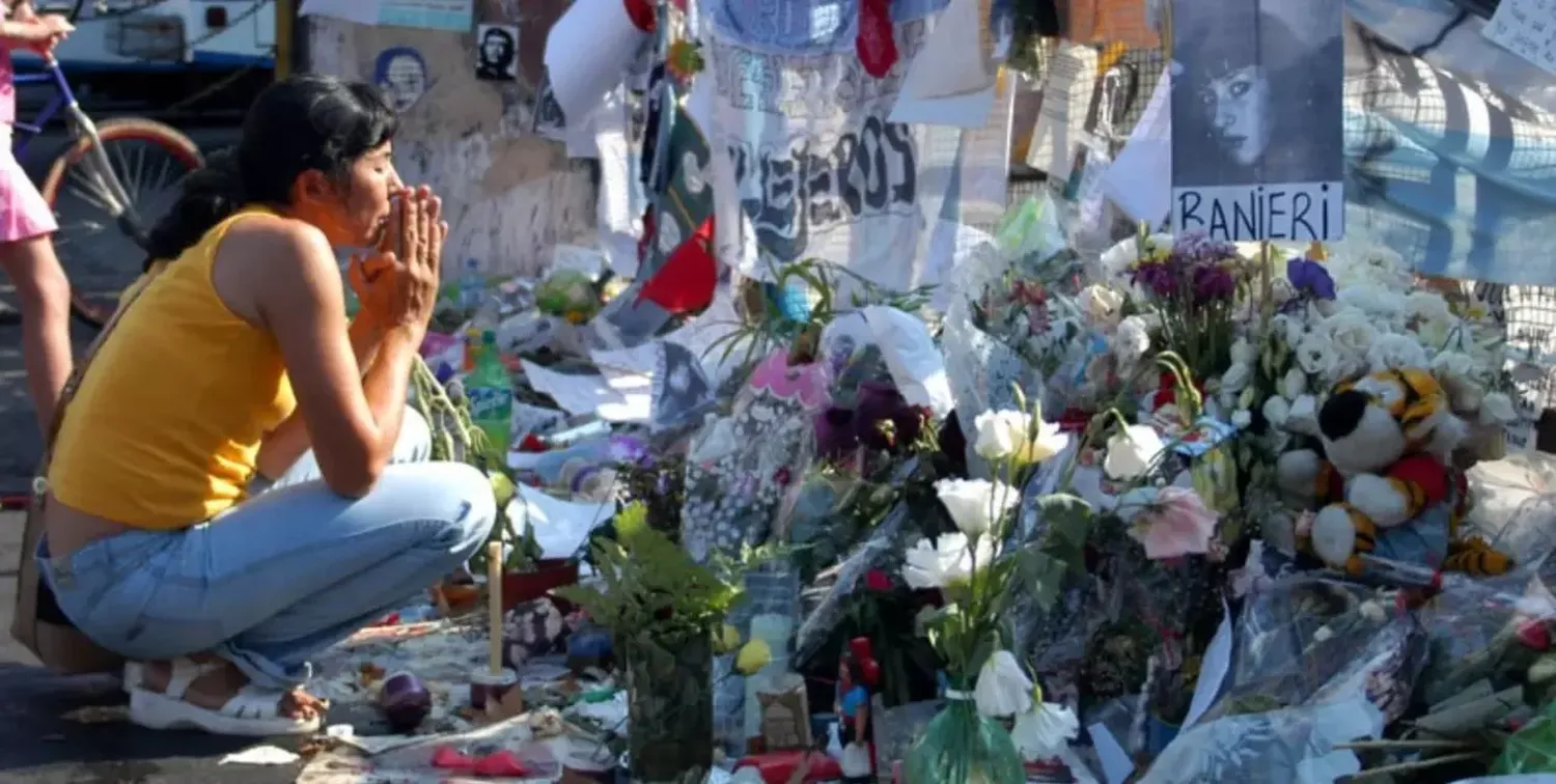 Sobrevivientes y familiares de víctimas de Cromañón luchan por crear un espacio de memoria