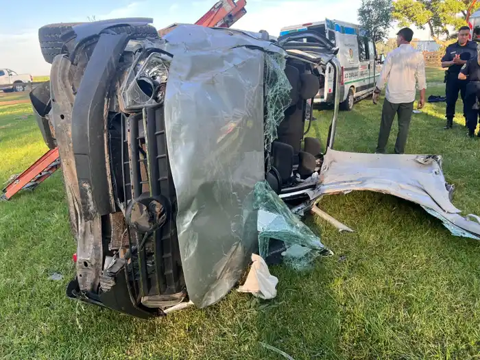 Vuelco en Ruta 11: un hombre debió ser rescatado y trasladado al Hospital San Antonio