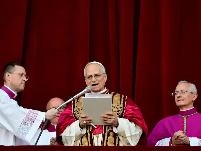 Prevost, un religioso que seguirá las líneas claves de Francisco.