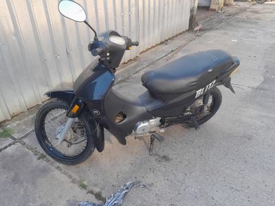 Recuperan moto robada en Venado Tuerto y detienen a dos hombres a la pocas cuadras