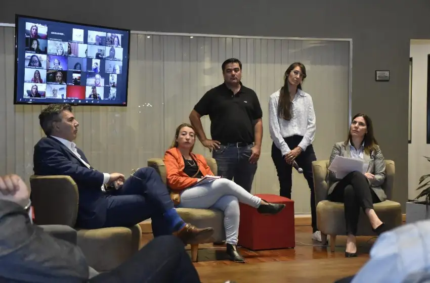 “El radicalismo sigue formando a sus representantes y se compromete con los desafíos que vienen”