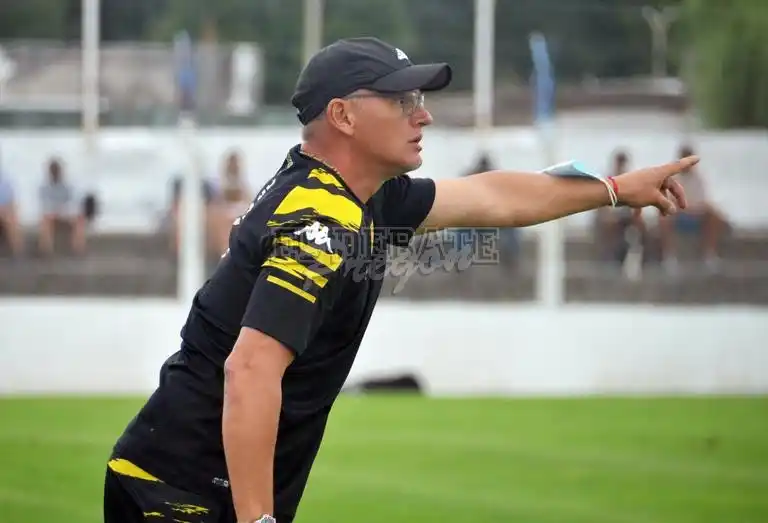 Cejas se respalda en “un buen grupo de jugadores”