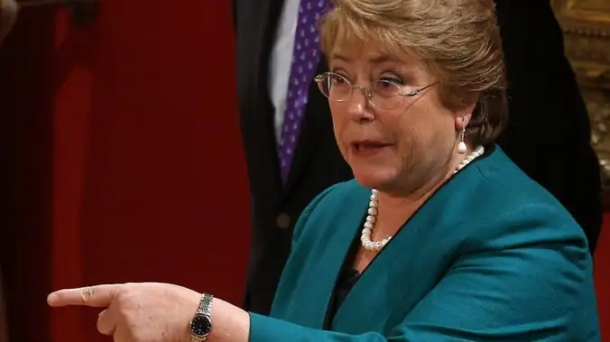 Bachelet defendió la ley de despenalización del aborto en Chile