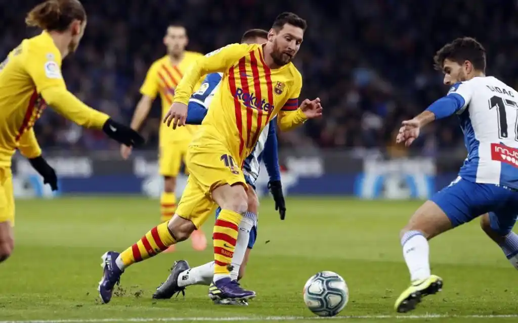 Barcelona dejó dos puntos y Real Madrid lo alcanzó