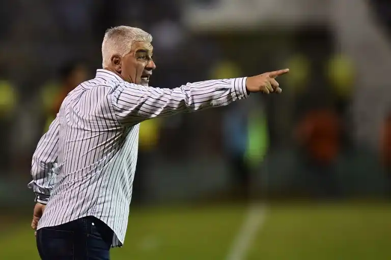 De Felippe, es el nuevo DT de Newell’s