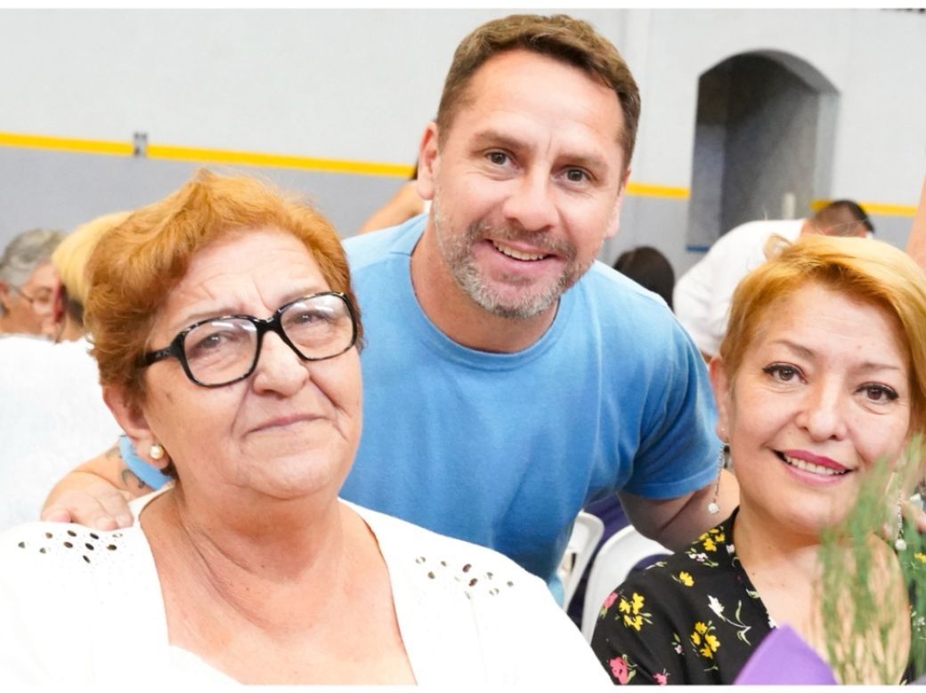Pablo Descalzo busca captar el voto de los vecinos que no fueron a votar en las PASO.