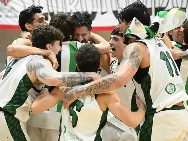 Villa Mitre ganó en Mar del Plata en el último suspiro