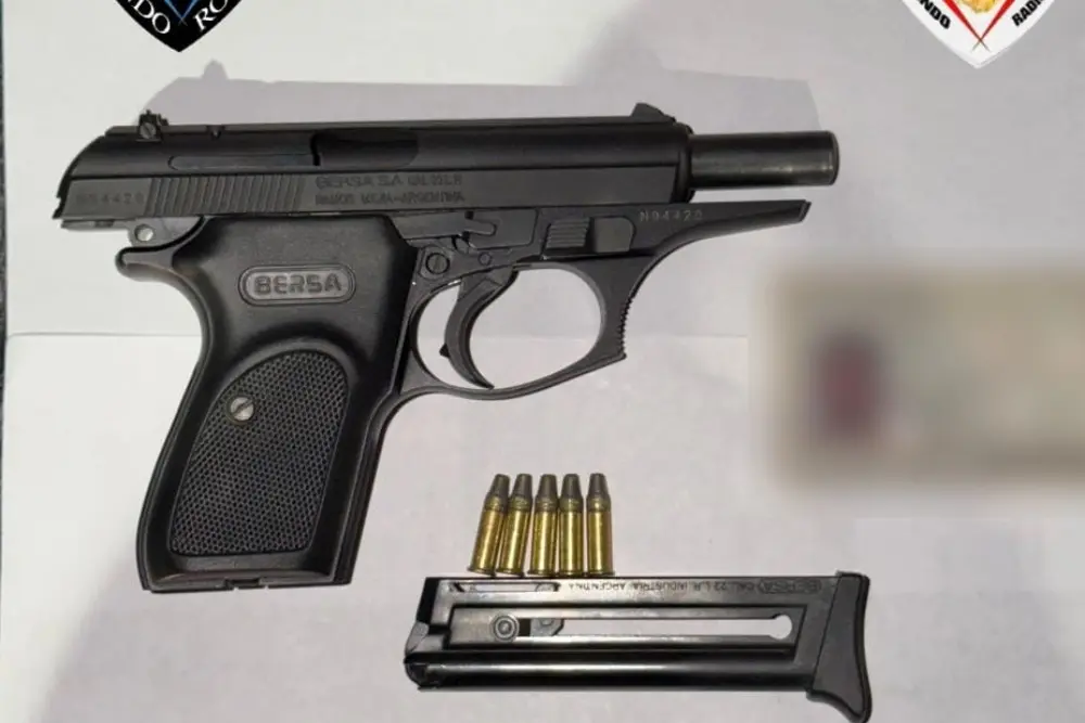 Arma secuestrada.
