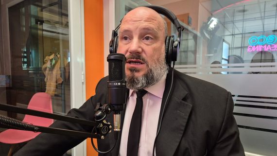 "El folklore es lo que uno recibió y tiene que multiplicar, no quedárselo"