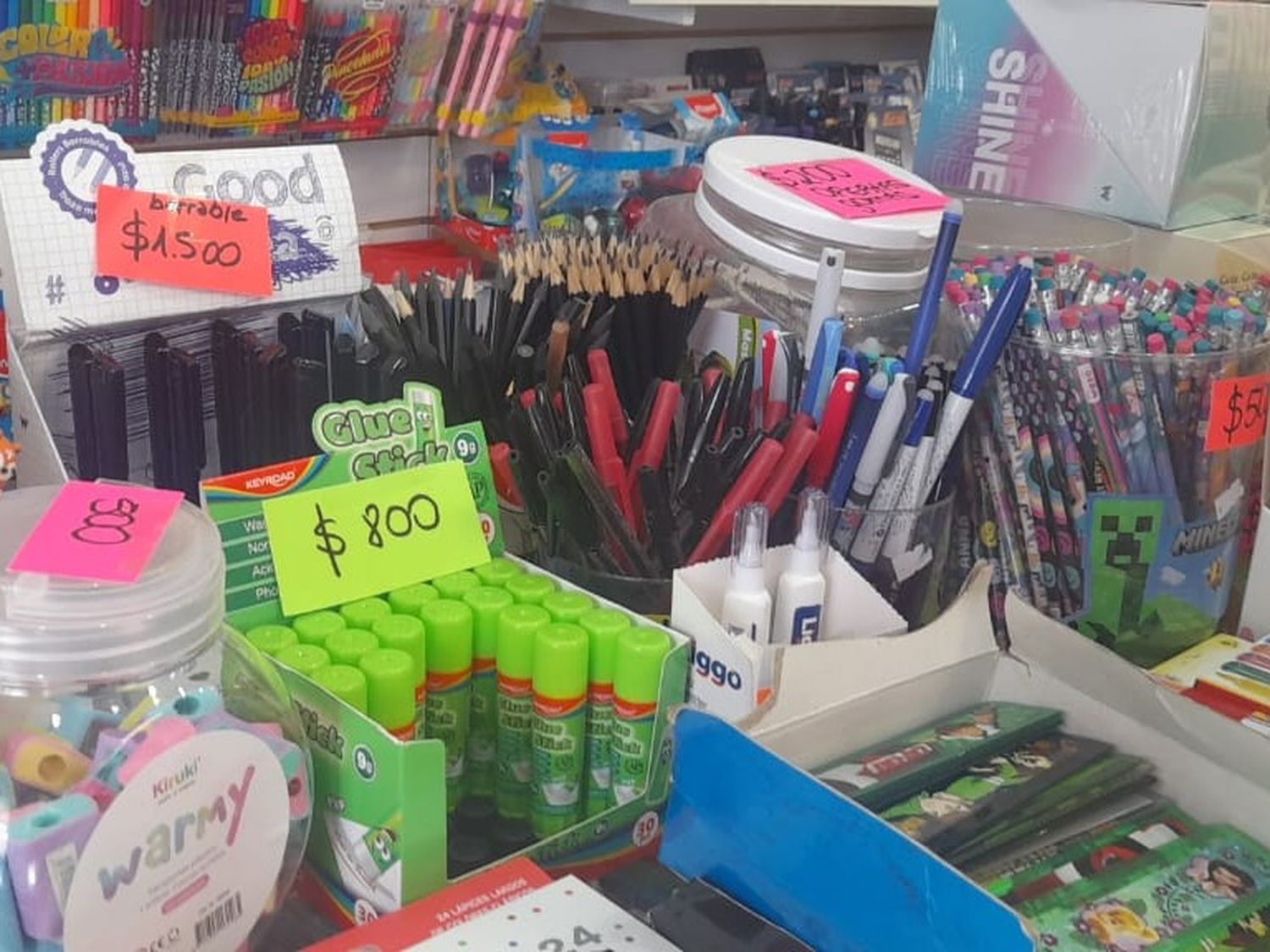 Librería Alemán: precios congelados y descuentos para la vuelta a clases
