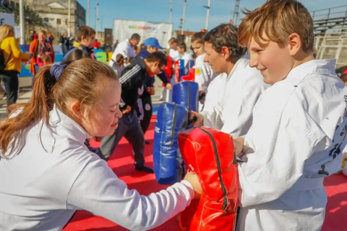Casi 2000 alumnos de varias escuelas tuvieron su primer Día Olímpico