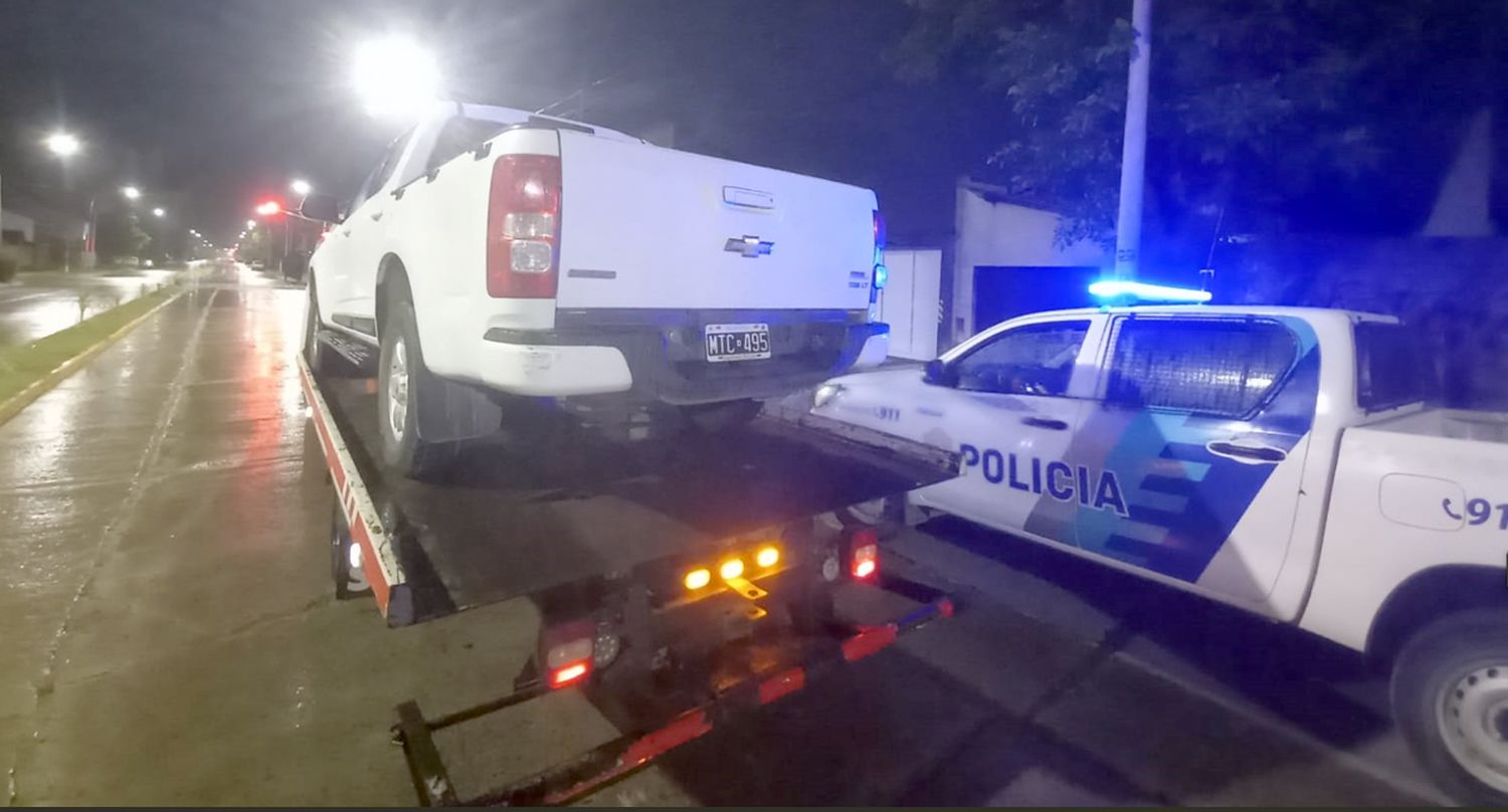 La camioneta. Fue trasladada al predio de Tránsito