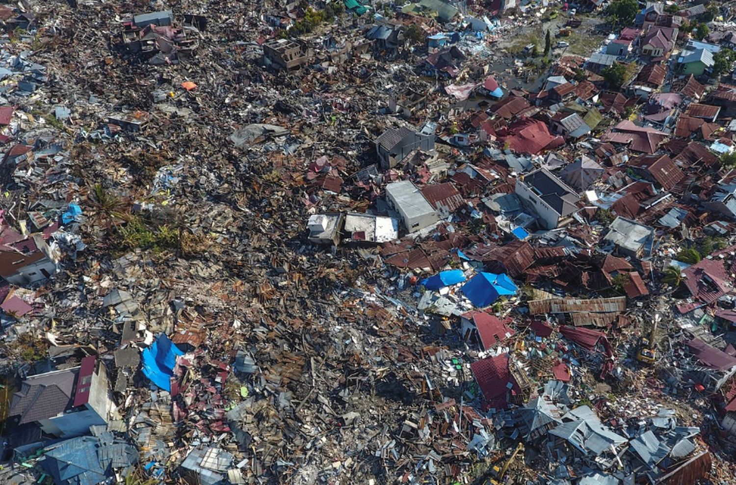 Sube a 850 la cifra de muertos por el Tsunami
