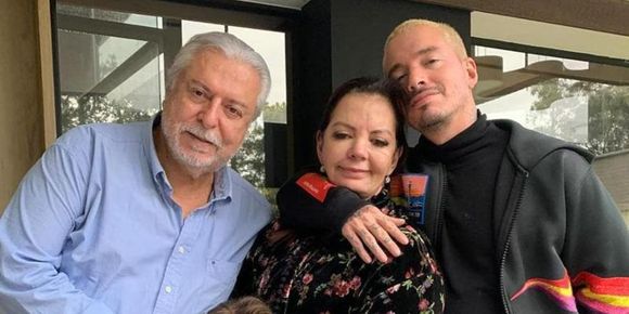 PADRES de J BALVIN hablan de su depresión: “Es el virus que estamos viviendo”