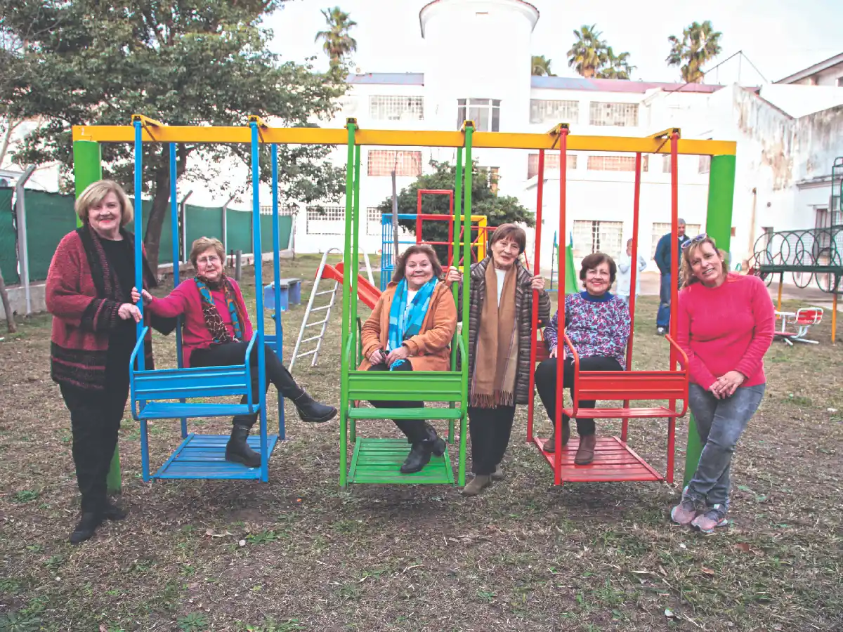 Las “abuelas” de la casa del tobogán 