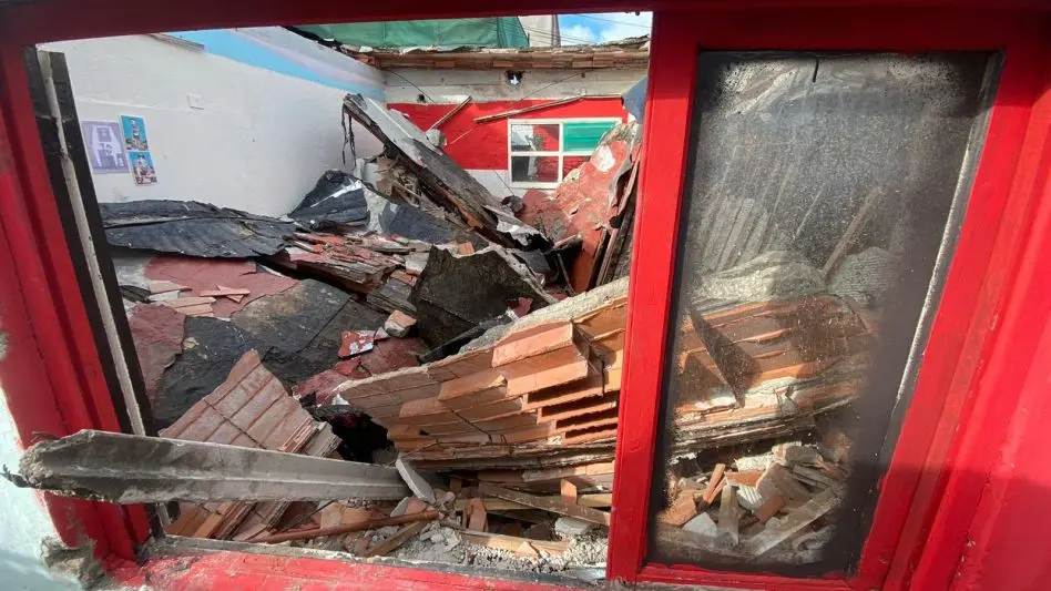 Se derrumbó una casa en Mar del Plata: Una nena de tres años pudo ser rescatada