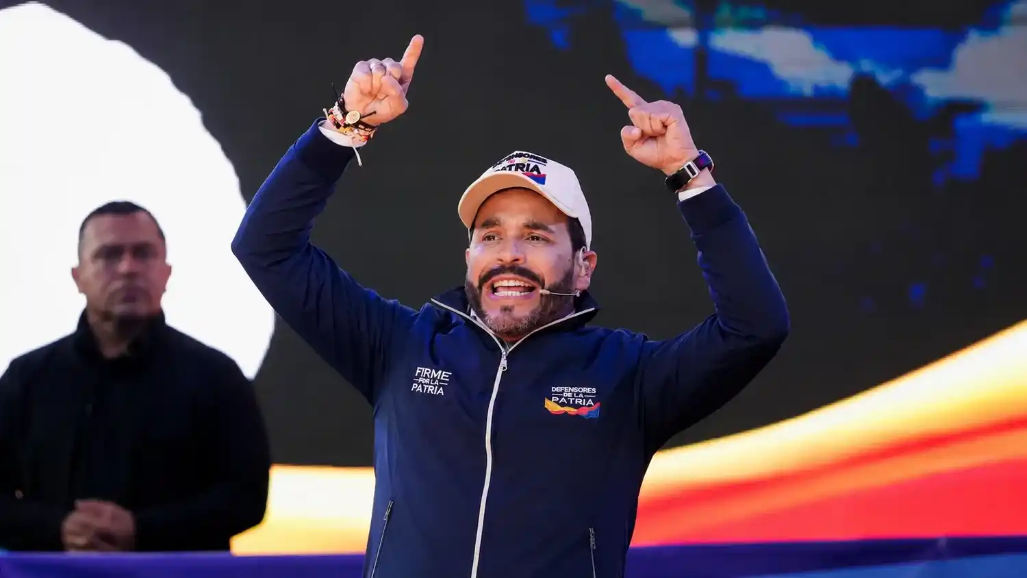 Tras consolidarse el resultado matemáticamente decisivo del escrutinio,  el abogado y empresario, conocido popularmente como ‘El Tigre’, agradeció el apoyo recibido en las urnas y aseguró que gobernará para todos los sectores del país. Foto: Reuters